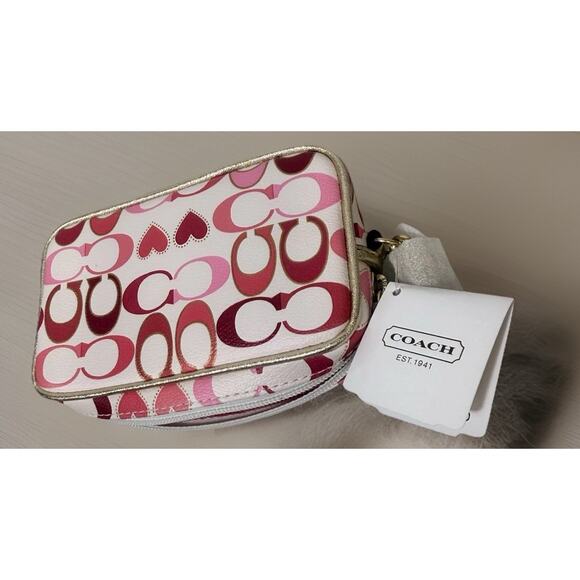 Very Rare Vintage NWT Coach F63761 Peyton Signature Heart Multi Pouch Wristlet - Picture 6 of 12